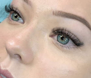 classic lashes