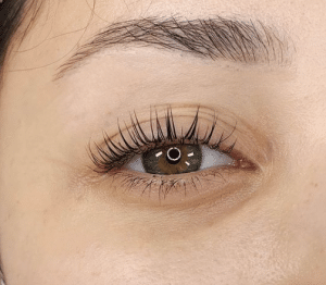 Lash lift & tint