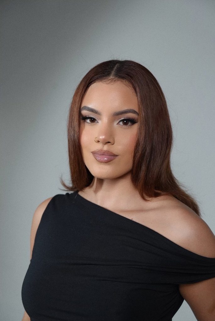 Eliana Giraldo, licensed esthetician and certified makeup artist specialising in facials, waxing, makeup artistry, and eyebrow treatments at Beauty Glam Studio.